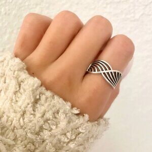 925 Sterling Silver Geometric Wave Ring Minimalist Ring Dainty Boho Ring